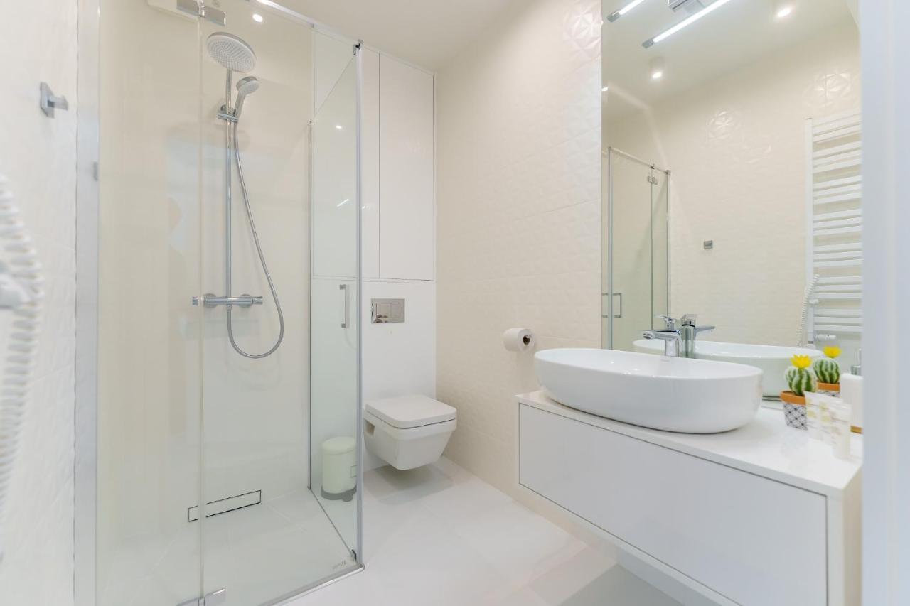 Sea Waves Apartament Resort & Spa 428B By Noclegi Renters Мендзиздроє Екстер'єр фото